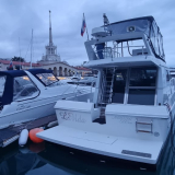 Яхта в аренду из морпорта Сочи